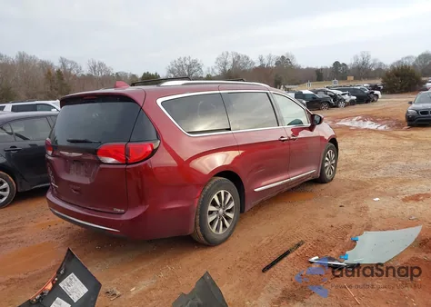 2020 Chrysler Pacifica Touring L Plus z USA, uszkodzony, nr VIN 2C4RC1EG5LR234333
